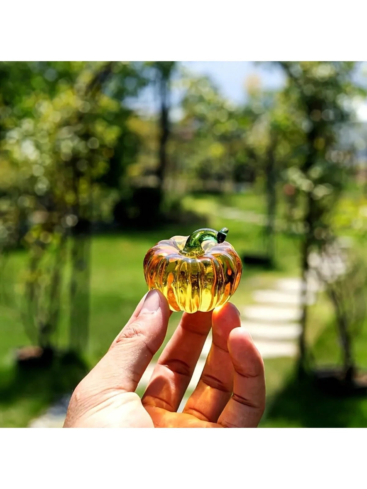 Handmade Glass Pumpkin Figurine Decor Collectible, Suitable for Home, Office, Living Room - Indoor & Outdoor Use, No Electricity Needed - Great for Christmas, Halloween, Birthday Gift