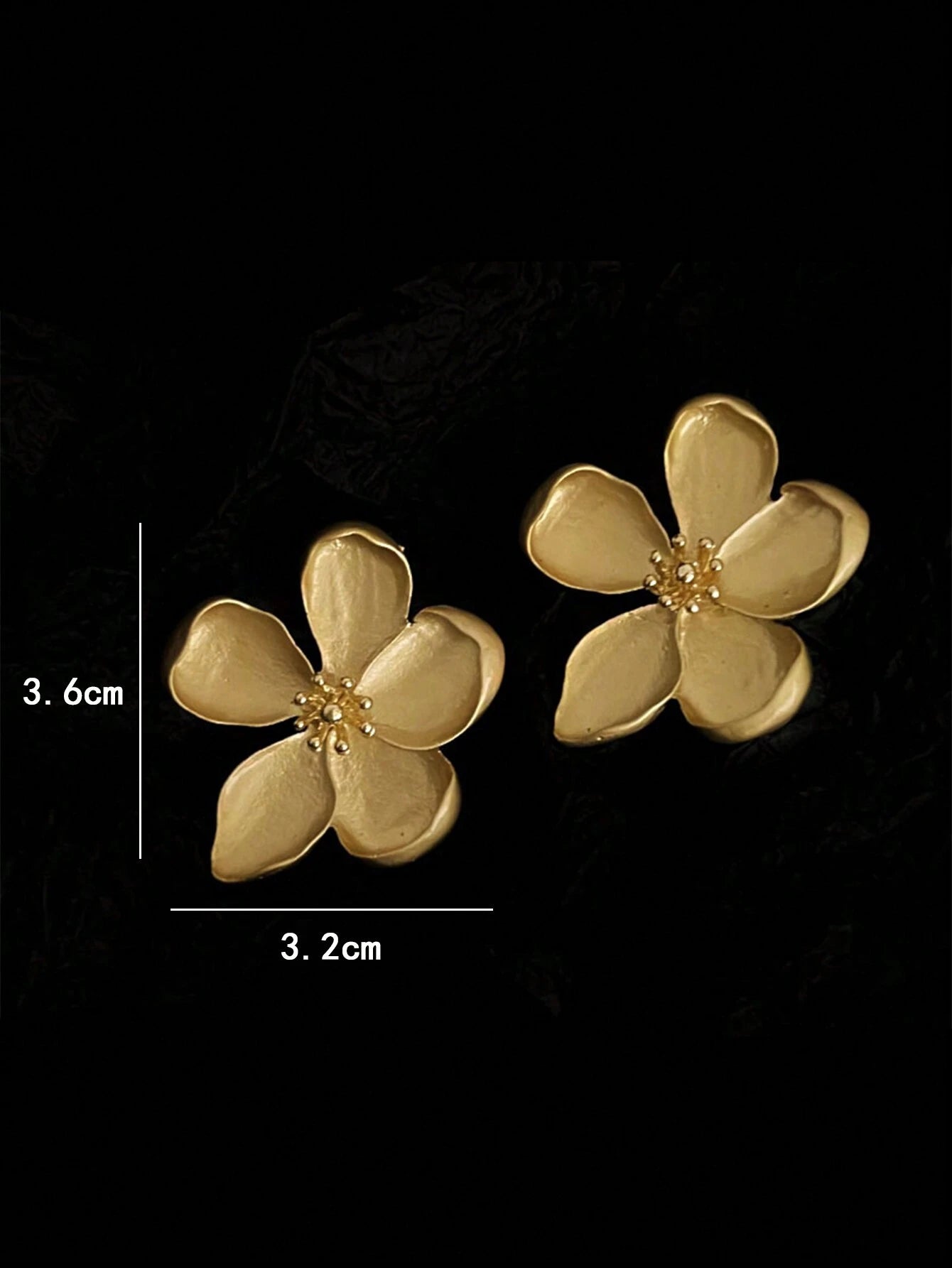 1Pair Exaggerated European & American Style Metal Flower Stud Earrings for Women'S Daily Wear