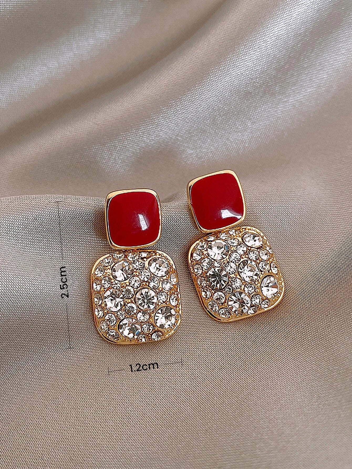 Rhinestone Geo Decor Earrings